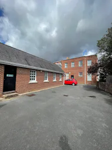 39 High St Hampshire, Lymington, Office To Let - WhatsApp Image 2026-09-14 at 14.28.19 (2).jpeg