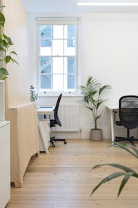 The Old Rectory, 29 Martin Lane, London, Office To Let - MC42222035HR.jpg