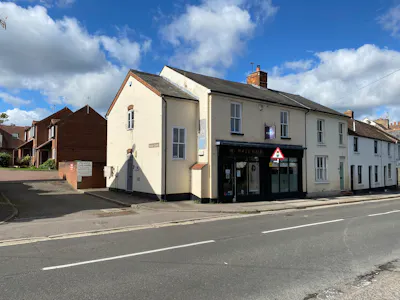 11 Friday Court, Thame, Investment / Office / Retail For Sale - IMG_4548.JPG