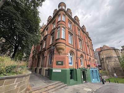 Contemporary Office Suite To Let in Newcastle, Newcastle upon Tyne, Office To Let - Front Page.jpg