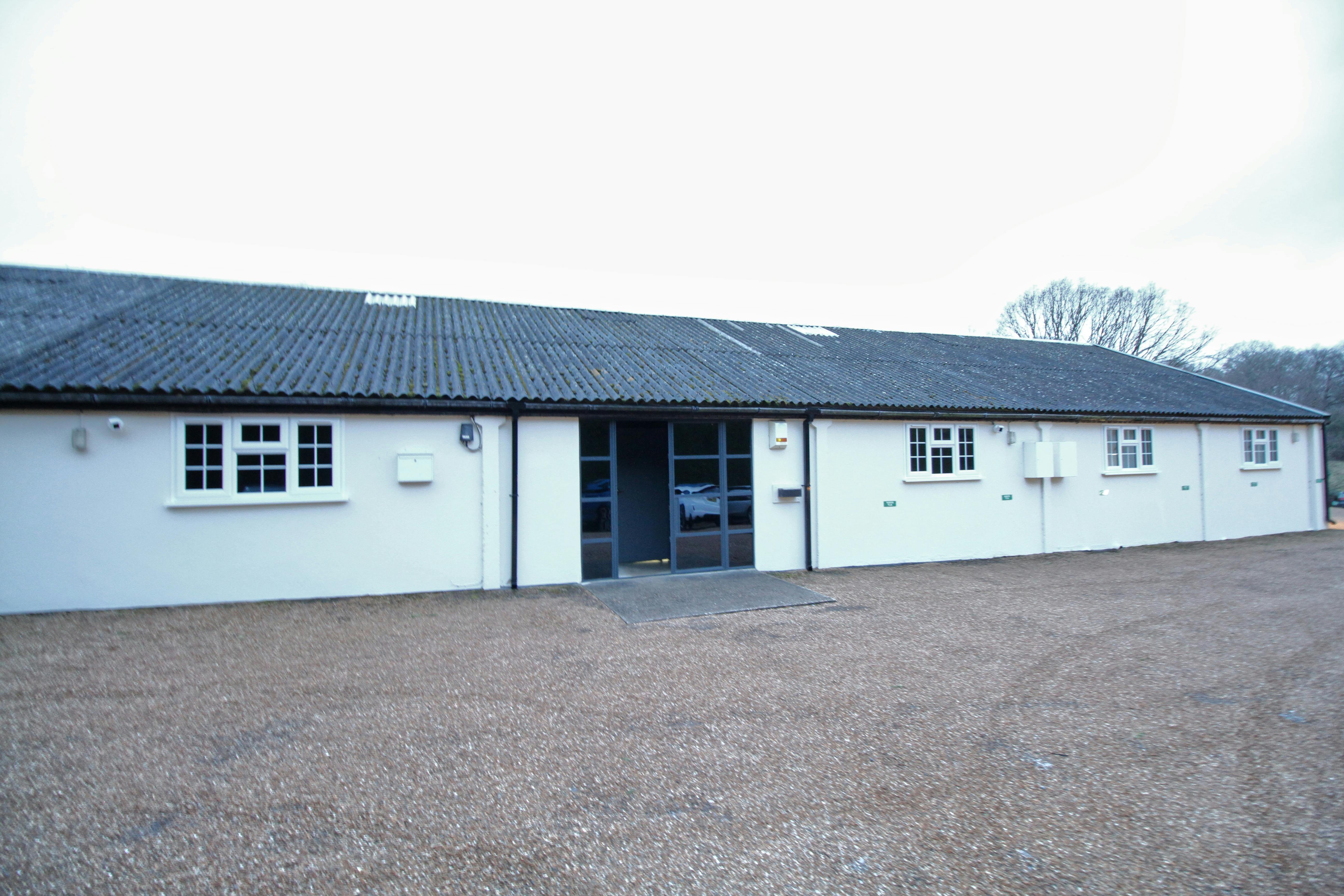 Unit C2 Moor Hall, East Grinstead, Office To Let - 3.jpg