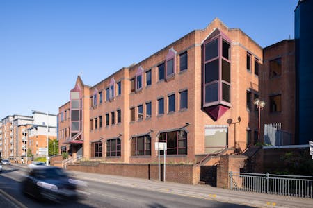 Regents Gate, Reading, Office For Sale - Regents Gate Reading 34.jpg