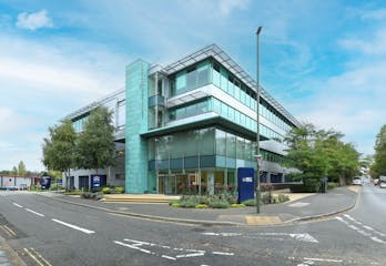 Leatherhead House, Station Road, Leatherhead, Offices To Let - LeatherheadHouse_HiRes45.jpg