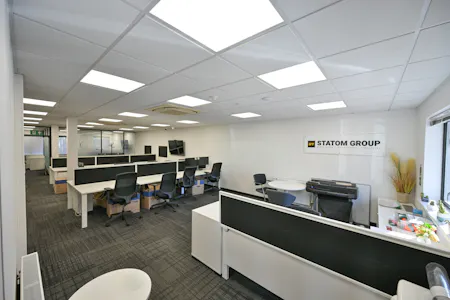 Unit A2 Windsor Place, Crawley, Office To Let - people images statom-8.jpg