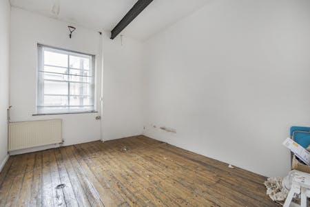 18 Belsham Street, London, Office / Showroom To Let - 36_8045.jpg