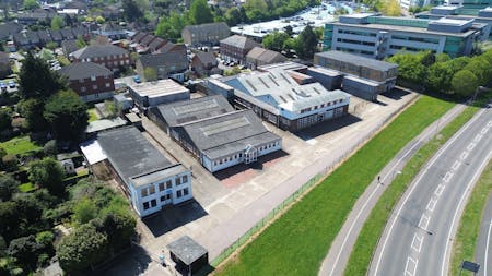 Unit 5, Watford, Industrial / Office / Warehouse To Let - DJI_0419.JPG