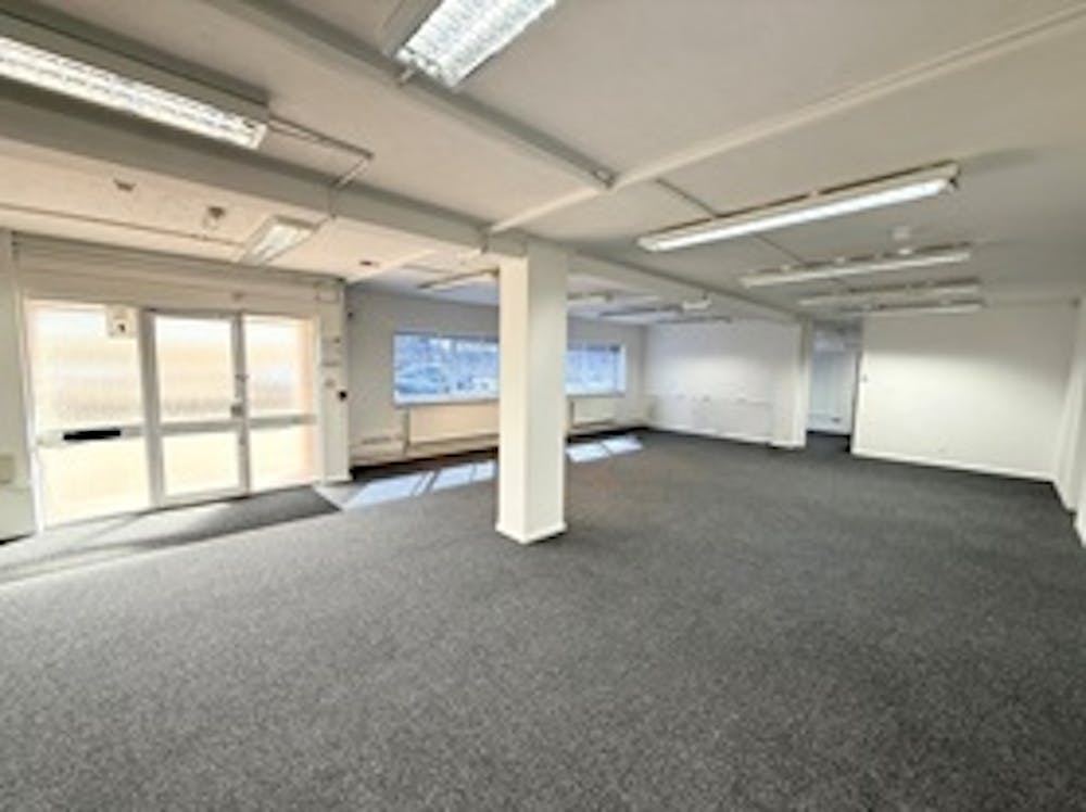 64 Victoria Road - 2 resized.jpg