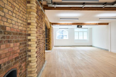 16-17 Little Portland Street, London, Office To Let - 869c7a49ab5dd52f15a0812894229319210727EC1_029.jpg