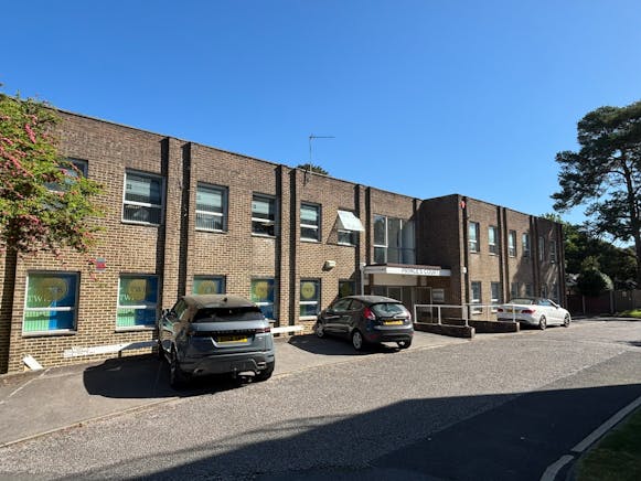 Unit 2 Princes Court, Ferndown, Office To Let - IMG_6198.JPEG