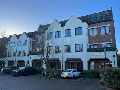 2 Twyford Place, High Wycombe, D1 (Non Residential Institutions) / Development / E (Commercial / Business / Service) / Investment / Office To Let - IMG_3450.JPG