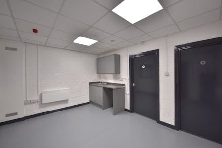 Unit 6, Manchester Trade Park, Oldham Road, Manchester, Industrial To Let - MTP029.JPG