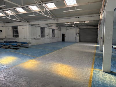 Unit 25, Travellers Lane, Hatfield, Industrial/Logistics For Sale - 11.jpg