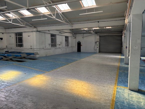 Unit 25, Travellers Lane, Hatfield For Sale - 11.jpg