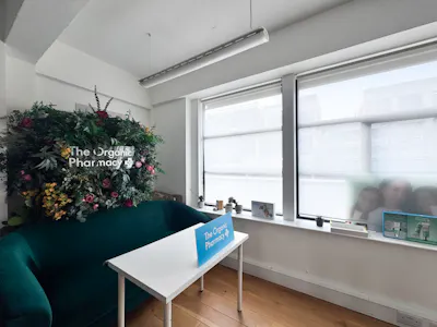 12-13 Poland Street (Noland House), London, Office To Let - IMG_5765.jpg