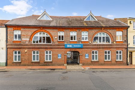 1-2 Broadway Court, Chesham, Office To Let / For Sale - 108313_1 Broadway Court High Street  (9).jpg