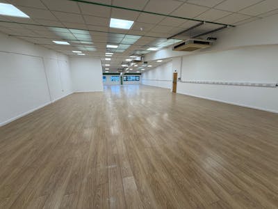 Unit 10 Capital Business Park, Borehamwood, Light Industrial / Office / Trade Counter / Warehouse To Let - 6.jpg