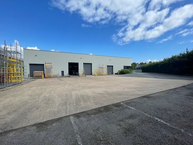 Unit 11, Millshaw Park, Leeds, West Yorkshire, LS11 0LW