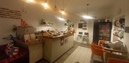 467 Upper Richmond Road West, London, Leisure / Retail To Let - 467 Upper Richmond Road INT2.jpg