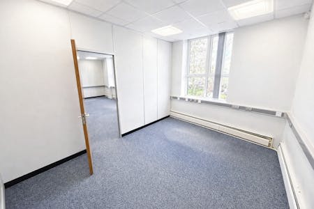Warwick House, Kenilworth, Office To Let - Edited internal 1.png