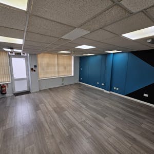 207 Lower Church Road, Burgess Hill, Retail To Let - 7169b2a419a248eab79b02b0a131e32e.jpg