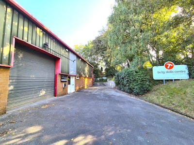 Unit 4, Woodpecker House, Brookfield Industrial Estate, Glossop, Industrial/Logistics To Let / For Sale - 20250827_085102.jpg