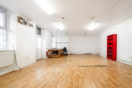 Unit 6 Feather Mews - 91-99 Fieldgate Street, London, Office To Let - Fieldgate St 99 U6  Low Res 7.jpg