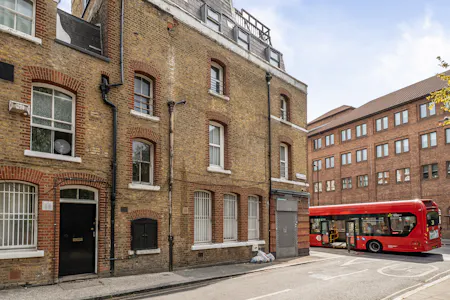 230a Borough High Street, London, Retail For Sale - 1493988 (1).jpg