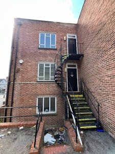 10 Easton Street, High Wycombe, Office For Sale - 90d9bf28535f4e658ffacc0a29193734.jpg