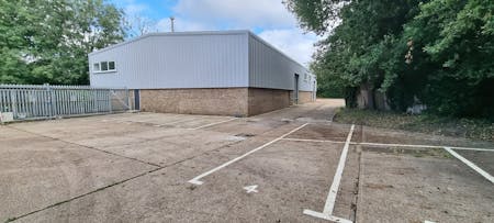 Unit 2-3, Crawley, Industrial / Investment / Trade Counter For Sale - 20210915_110151.jpg