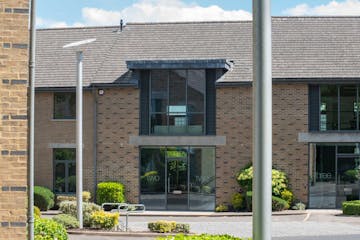 Unit 2, The Courtyard, Bracknell, Offices To Let - Unit 2 the Courtyard Bracknell 1.jpg