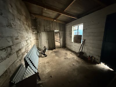 Upper Millhill Garage, Upper Millhill Street, Dunfermline, Light Industrial / Workshops To Let - IMG_2655.JPG