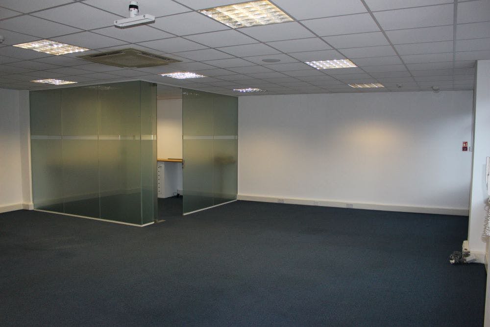 Suite 4 Charter House, Banbury, Office To Let - IMG_2205.jpg