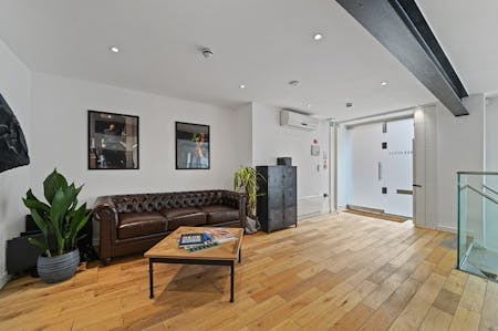 8 Domingo Street, London, Office To Let / For Sale - Picture4.jpg