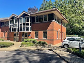 7 Wellington Business Park, Crowthorne, Offices To Let - IMG_6652.jpg