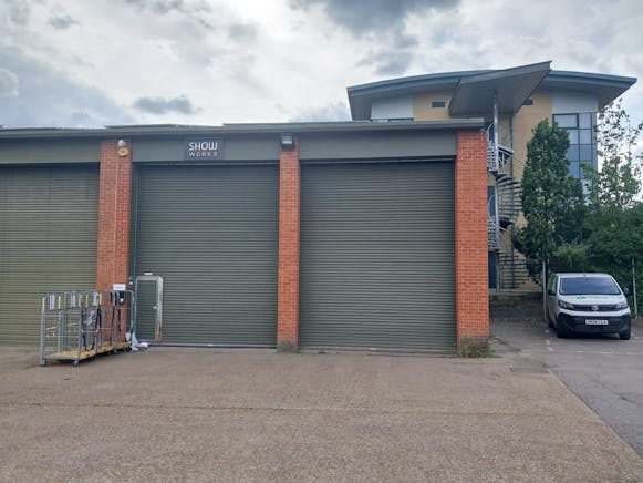 Units F & G, Station Works, Ascot, Industrial To Let - IMG20240712WA0001.jpg