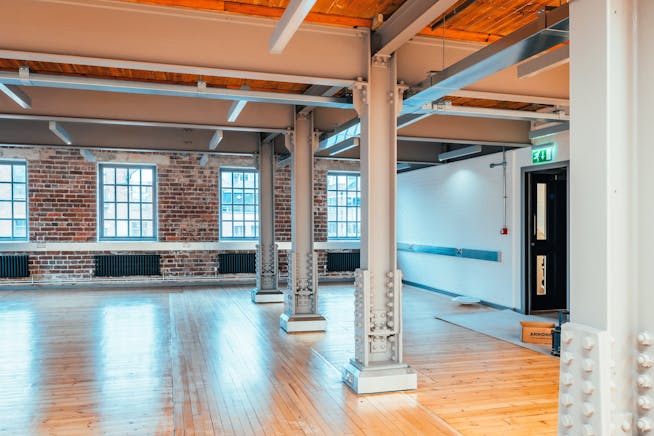 Calls Landing, Leeds, Offices To Let - Calls-Landing-12-14-29.jpg