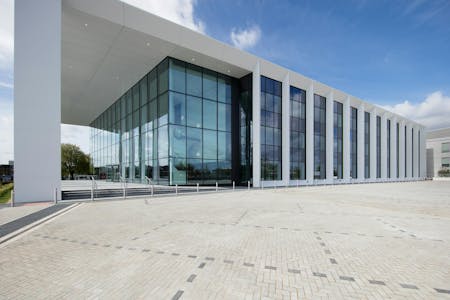 234 Bath Road, Slough, Office To Let - 234 Bath Road  Slough Trading Estate Offices 7.jpg