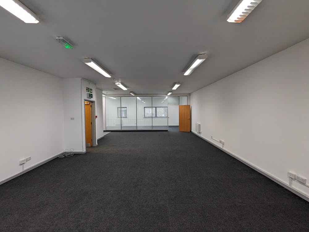 Unit 15 Boundary Business Centre - 1000002430.jpg