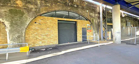 Arch 85 & Arch 86, Cable Street, Shadwell, London, Industrial To Let - 20260706_175608 - Edited.jpg