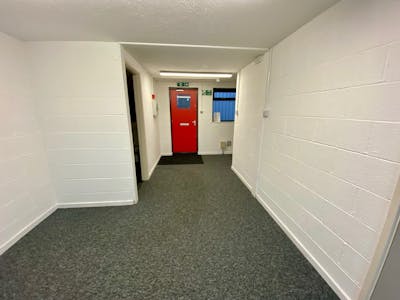 Unit B2, Cardiff, Industrial To Let - B2 West Point 10.jpg