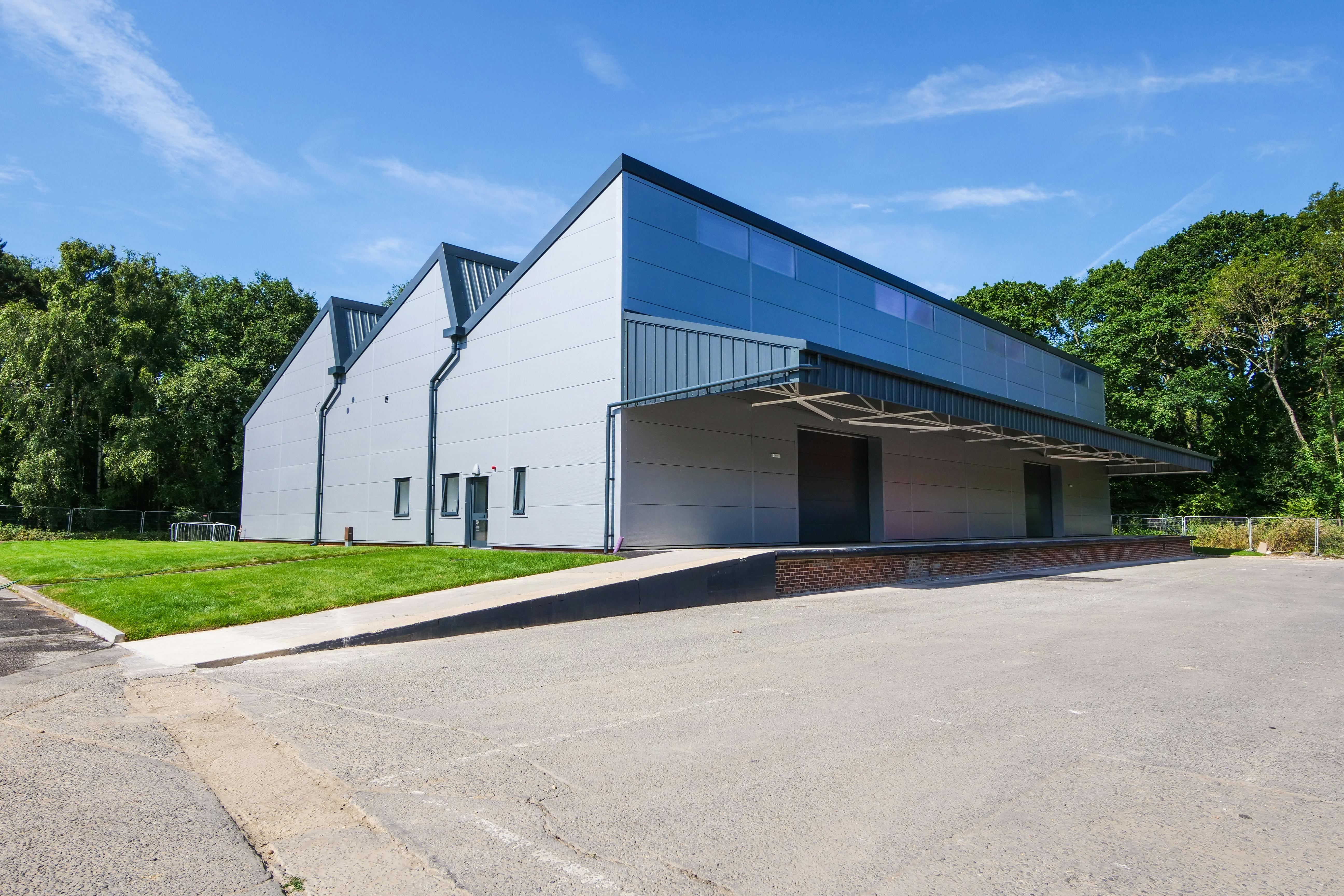 Industrial Unit in Southampton - photo 2