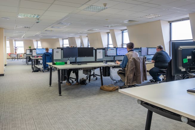 Minton Place, Station Road, Swindon, Investment / Office For Sale - Minton Place 4th Floor6.jpg Minton Place, Station Road, Swindon, Investment / Office For Sale - Minton Place 4th Floor6.jpg