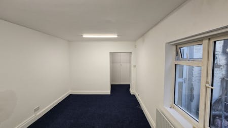 132A Boundary Road, London, Office To Let - 20250618_091500.jpg