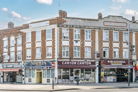 20 North Parade, Edgware, Residential / Retail For Sale - 13122247685588c20837cARW.jpg