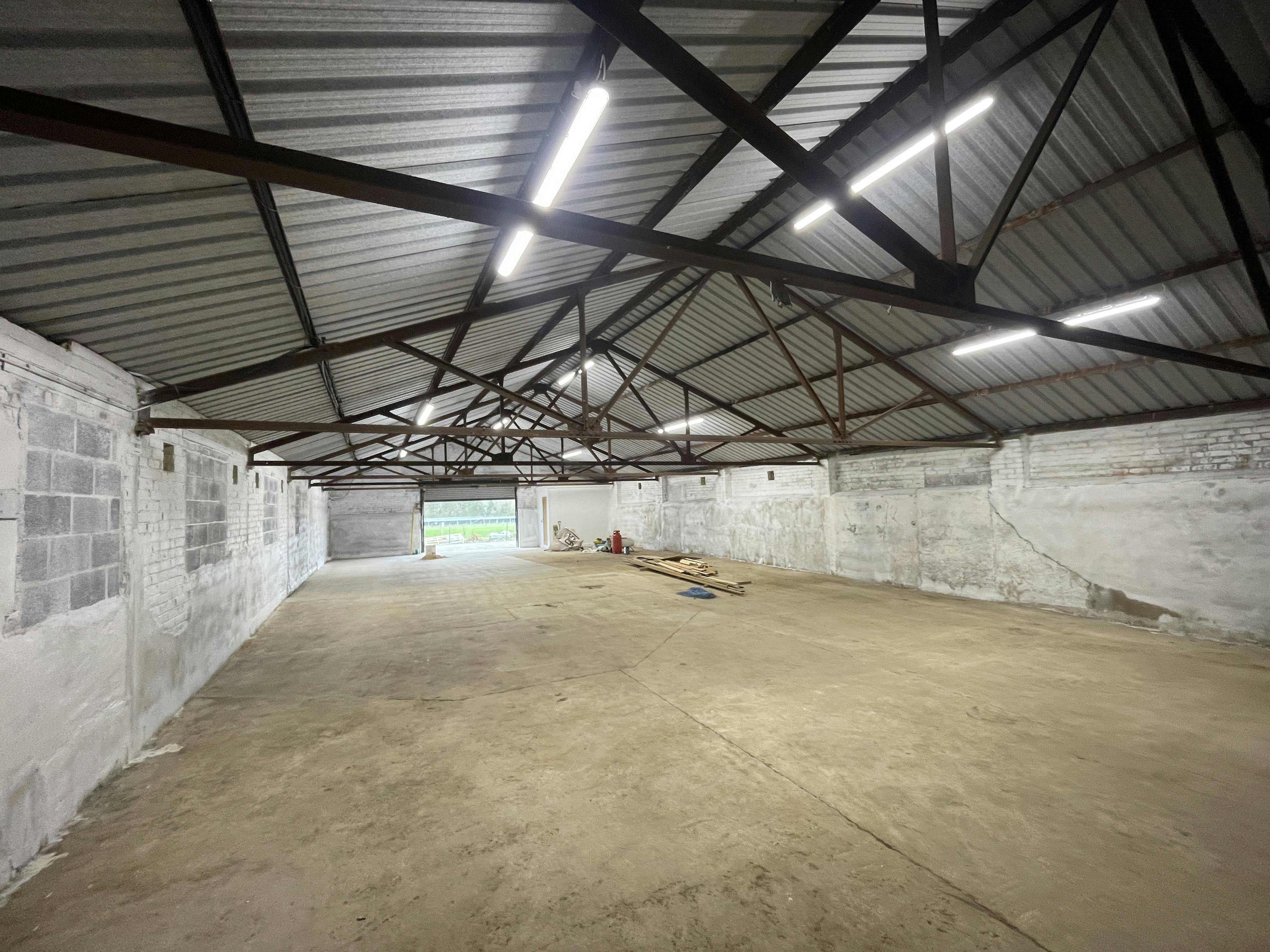Unit 10 Harlesford Farm, Tetsworth, Industrial To Let - IMG_5359.JPG