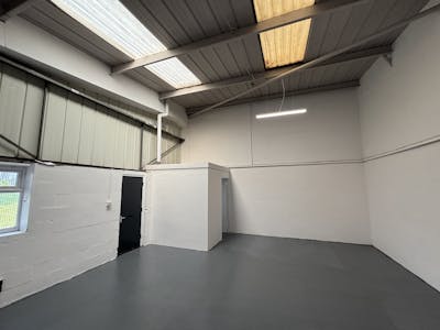 Unit 1, Greenway Workshops, Caerphilly, Industrial To Let - IMG_2137.jpg
