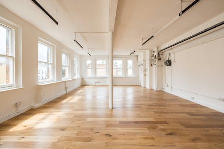 172 Arlington Road (2nd Floor), London, Office To Let - 53a8ee4a7d40fcf7506dd9d16fbd23da172ArlingtonRoad12.jpg