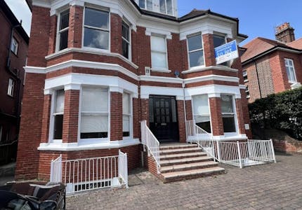 101 The Drive, Hove, D1 (Non Residential Institutions) To Let - Image 3