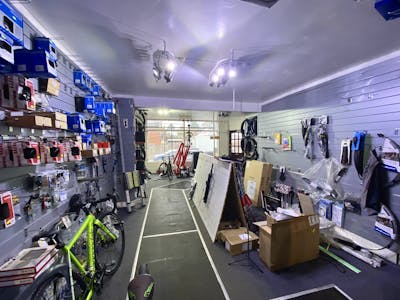 95-97 High Street South, Dunstable, Retail To Let - IMG_2357.JPG