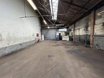 Unit 4A Lion Garage, Birmingham, Industrial/Logistics To Let - 1T6I7EXZFUmbD7v03Iuakg.jpg